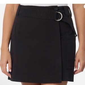 New York Briggs
Briggs Womens Black Belted Skort 
Size XXL